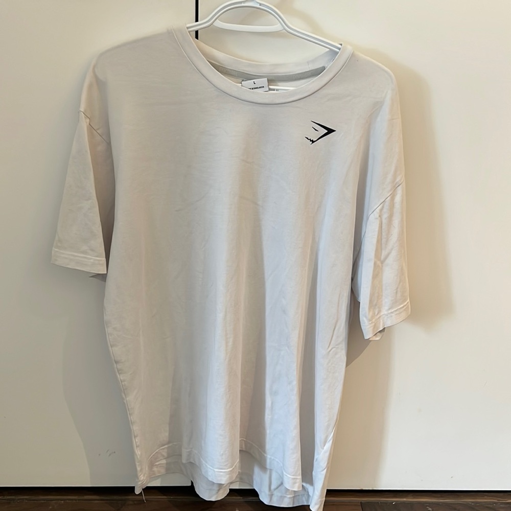 Men’s gymshark shirt L